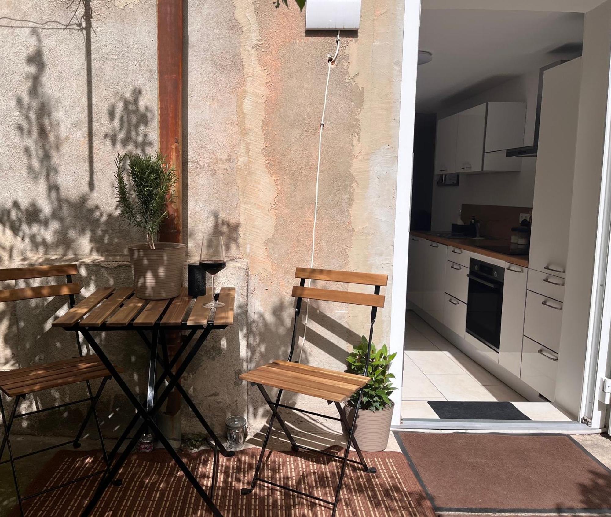 Lilan Apartment Maribor Extérieur photo